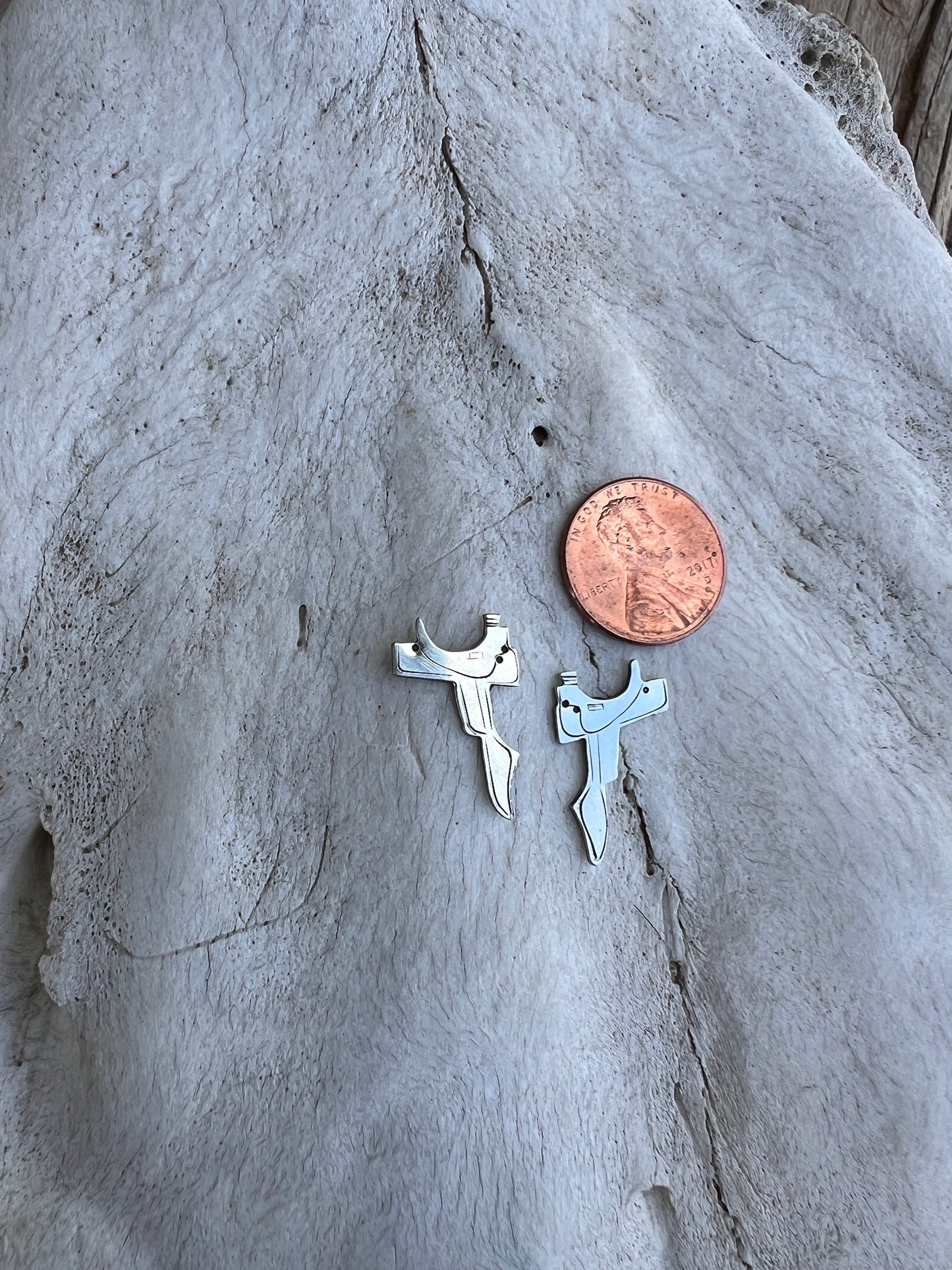 Saddle Studs preorder