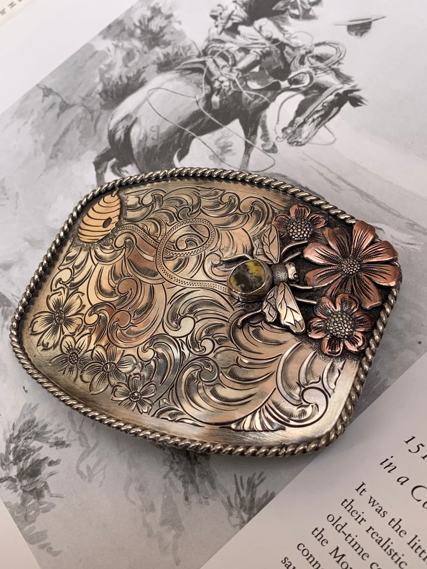 “Longing for Spring” Bee Buckle