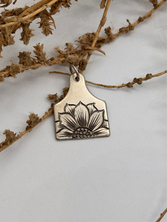 Large Flower Cattle Tag